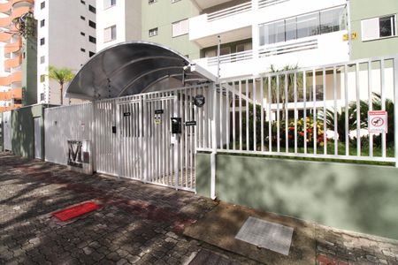 Apartamento para alugar com 242m², 5 quartos e 3 vagasPortaria