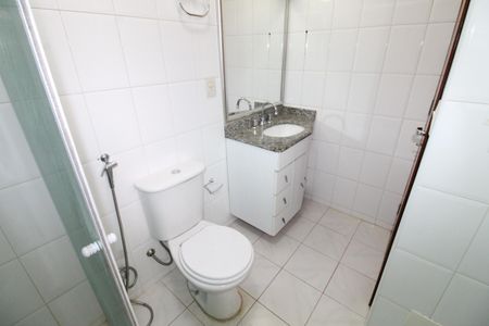 Apartamento para alugar com 242m², 5 quartos e 3 vagasBanheiro da Suíte 2 Cobertura