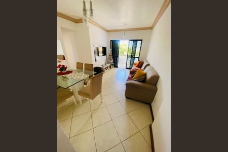 Sala de apartamento para alugar com 3 quartos, 84m² em Costa Azul, Salvador