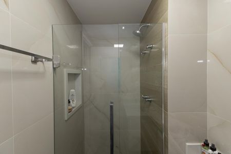 Apartamento para alugar com 50m², 2 quartos e 1 vaga Apartamento para alugar com 50m², 2 quartos e 1 vagaBanheiro 2