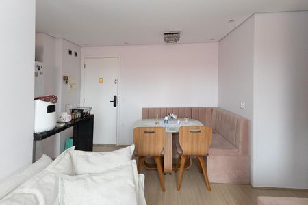 Sala  de apartamento para alugar com 2 quartos, 50m² em Vila Guilherme, São Paulo