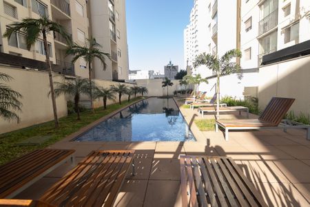 Apartamento para alugar com 50m², 2 quartos e 1 vaga Apartamento para alugar com 50m², 2 quartos e 1 vagaÁrea comum - Piscina