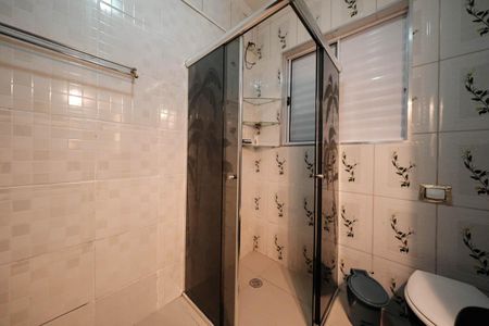 Banheiro de casa para alugar com 1 quarto, 65m² em Vila Ponte Rasa, São Paulo