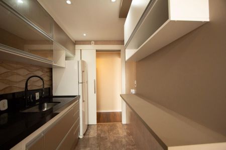 Apartamento para alugar com 60m², 2 quartos e 2 vagas Apartamento para alugar com 60m², 2 quartos e 2 vagasCozinha