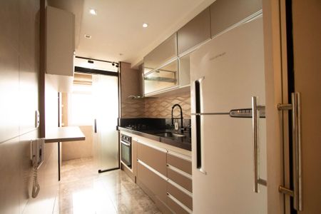 Apartamento para alugar com 60m², 2 quartos e 2 vagas Apartamento para alugar com 60m², 2 quartos e 2 vagasCozinha