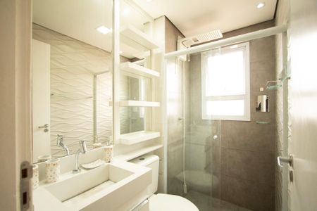 Apartamento para alugar com 60m², 2 quartos e 2 vagas Apartamento para alugar com 60m², 2 quartos e 2 vagasBanheiro