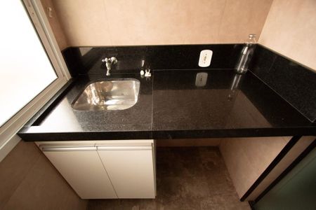 Apartamento para alugar com 60m², 2 quartos e 2 vagas Apartamento para alugar com 60m², 2 quartos e 2 vagasÁrea de Serviço