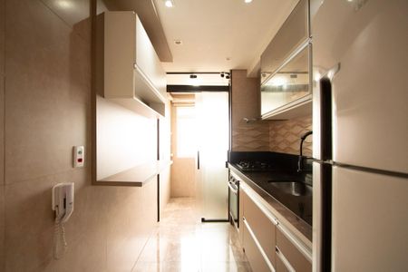 Apartamento para alugar com 60m², 2 quartos e 2 vagas Apartamento para alugar com 60m², 2 quartos e 2 vagasCozinha