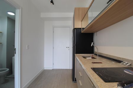 Cozinha de kitnet/studio à venda com 1 quarto, 24m² em Vila Nova Conceição, São Paulo