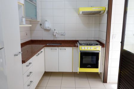 Apartamento à venda com 64m², 2 quartos e 1 vaga Apartamento à venda com 64m², 2 quartos e 1 vagaCozinha