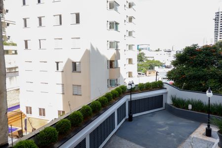 Apartamento à venda com 64m², 2 quartos e 1 vaga Apartamento à venda com 64m², 2 quartos e 1 vagaVista da Sacada
