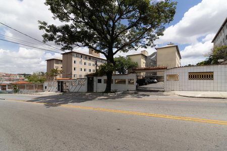 Apartamento para alugar com 56m², 2 quartos e 1 vagaFachada