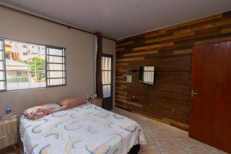 Casa à venda com 190m², 3 quartos e 2 vagasSuíte