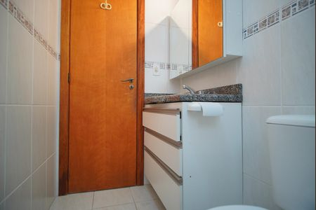 Casa à venda com 225m², 4 quartos e 2 vagasBanheiro Corredor
