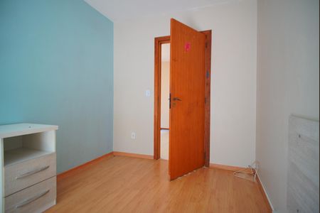 Casa à venda com 225m², 4 quartos e 2 vagasQuarto 2