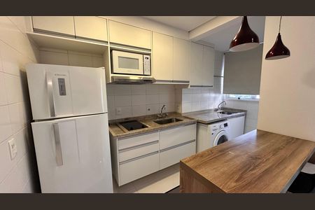Studio para alugar com 33m², 1 quarto e 1 vaga Studio para alugar com 33m², 1 quarto e 1 vagaCozinha
