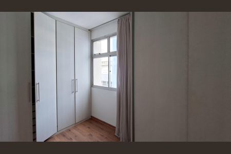 Quarto de apartamento para alugar com 1 quarto, 45m² em Funcionários, Belo Horizonte