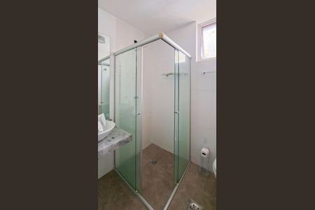 Banheiro da Suíte de apartamento para alugar com 1 quarto, 45m² em Funcionários, Belo Horizonte