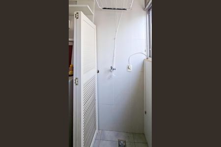 Apartamento para alugar com 45m², 1 quarto e 1 vaga Apartamento para alugar com 45m², 1 quarto e 1 vagaCozinha e Área de Serviço