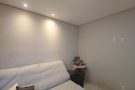 Sala de TV de casa à venda com 3 quartos, 189m² em Santa Monica, Belo Horizonte