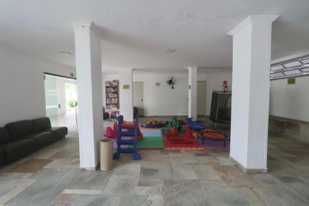 Apartamento para alugar com 77m², 1 quarto e sem vagaÁrea comum