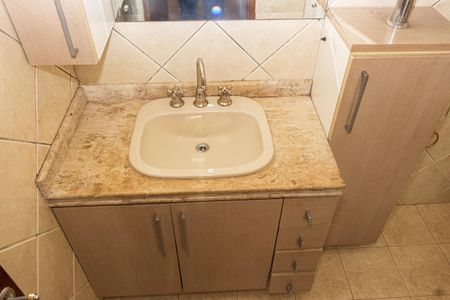 Casa para alugar com 182m², 4 quartos e 6 vagas Casa para alugar com 182m², 4 quartos e 6 vagasBanheiro da Suíte