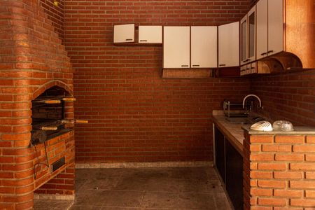 Casa para alugar com 182m², 4 quartos e 6 vagas Casa para alugar com 182m², 4 quartos e 6 vagasChurrasqueira