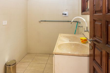 Casa para alugar com 182m², 4 quartos e 6 vagas Casa para alugar com 182m², 4 quartos e 6 vagasÁrea de Serviço