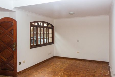 Casa para alugar com 182m², 4 quartos e 6 vagas Casa para alugar com 182m², 4 quartos e 6 vagasSala