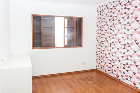 Casa para alugar com 182m², 4 quartos e 6 vagas Casa para alugar com 182m², 4 quartos e 6 vagasQuarto 1