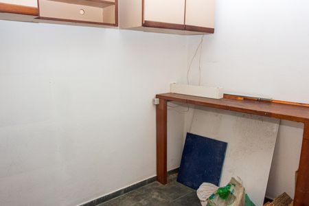 Casa para alugar com 182m², 4 quartos e 6 vagas Casa para alugar com 182m², 4 quartos e 6 vagasDepósito