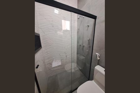 Casa de condomínio à venda com 231m², 3 quartos e 4 vagasBanheiro