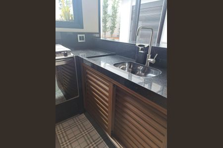 Casa de condomínio à venda com 231m², 3 quartos e 4 vagasCozinha