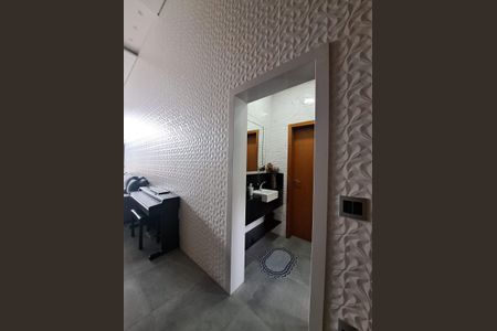 Casa de condomínio à venda com 231m², 3 quartos e 4 vagasBanheiro