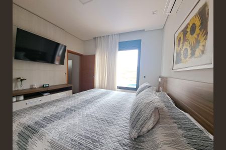 Casa de condomínio à venda com 231m², 3 quartos e 4 vagasQuarto