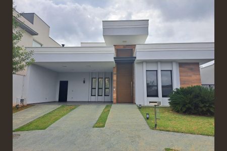 Casa de condomínio à venda com 231m², 3 quartos e 4 vagasFachada