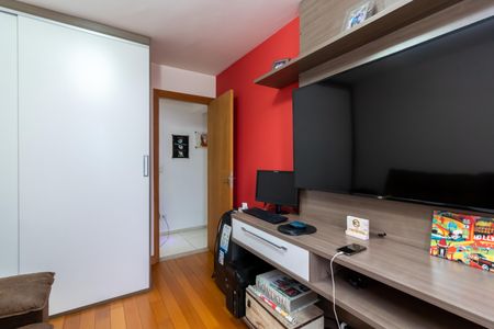 Apartamento à venda com 98m², 3 quartos e 1 vagaQuarto 2