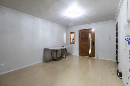 Casa para alugar com 100m², 2 quartos e 3 vagas Casa para alugar com 100m², 2 quartos e 3 vagasSala