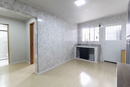 Casa para alugar com 100m², 2 quartos e 3 vagas Casa para alugar com 100m², 2 quartos e 3 vagasCozinha