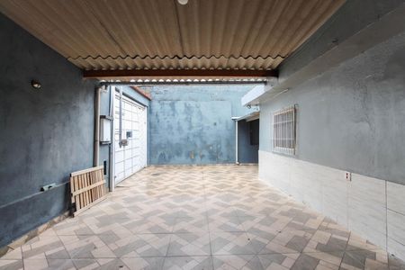 Casa para alugar com 100m², 2 quartos e 3 vagas Casa para alugar com 100m², 2 quartos e 3 vagasGaragem