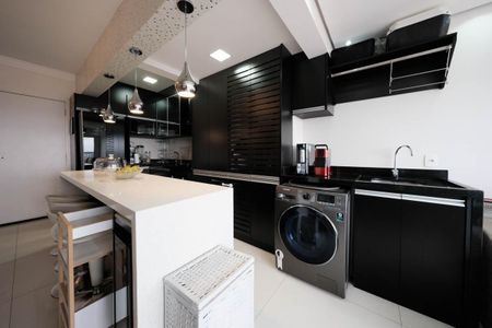 Apartamento à venda com 58m², 2 quartos e 1 vagaSala/Cozinha