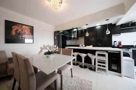 Apartamento à venda com 58m², 2 quartos e 1 vagaSala/Cozinha