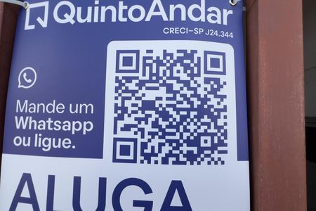 Casa à venda com 170m², 2 quartos e 2 vagas Casa à venda com 170m², 2 quartos e 2 vagasNEBF-181