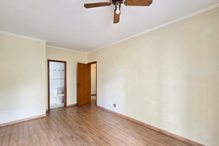 Apartamento à venda com 140m², 3 quartos e 3 vagasSuíte