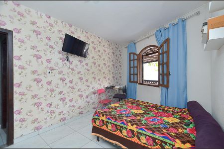 Casa à venda com 270m², 3 quartos e sem vaga Casa à venda com 270m², 3 quartos e sem vagaQuarto 1