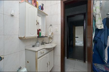 Casa à venda com 270m², 3 quartos e sem vaga Casa à venda com 270m², 3 quartos e sem vagaBanheiro