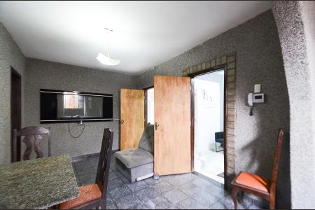 Casa à venda com 270m², 3 quartos e sem vaga Casa à venda com 270m², 3 quartos e sem vagaSala de Jantar