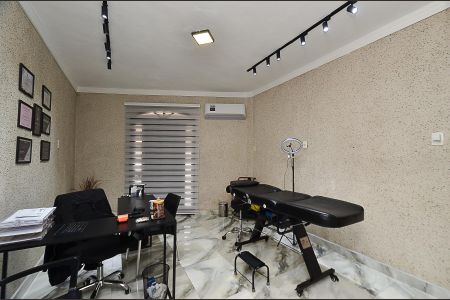 Sala  de casa à venda com 3 quartos, 270m² em Cachoeirinha, Belo Horizonte