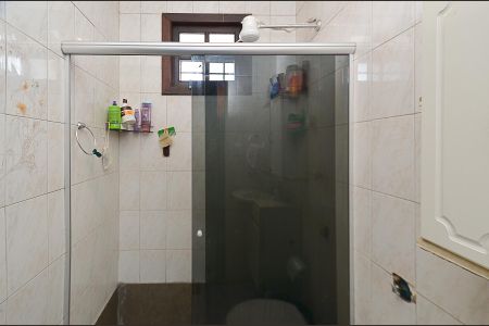 Casa à venda com 270m², 3 quartos e sem vaga Casa à venda com 270m², 3 quartos e sem vagaBanheiro