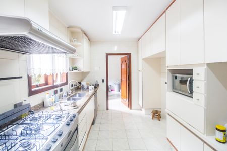 Apartamento para alugar com 136m², 4 quartos e 2 vagas Apartamento para alugar com 136m², 4 quartos e 2 vagasCozinha